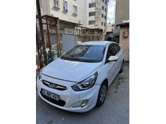 Sahibinden Hyundai Accent Blue 1.6 CRDI Mode 2012 Model 