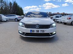 TEMİZ DÜŞÜK KMVolkswagen Passat 1.4 TSi BlueMotion Comfortline 2012 Model