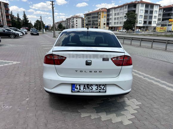 Galeriden Seat Toledo 1.2 TSI Style 2013 Model Konya