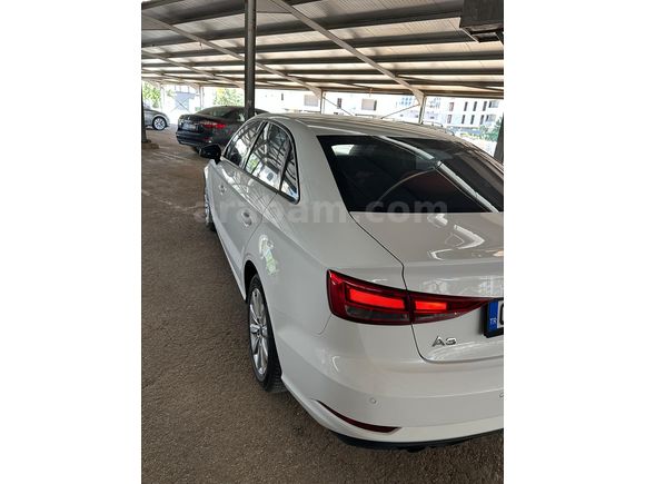 HATASIZ BOYASIZ TEMİZ MEMURDAN AUDİ A3