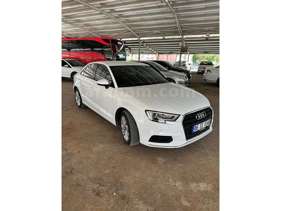 HATASIZ BOYASIZ TEMİZ MEMURDAN AUDİ A3