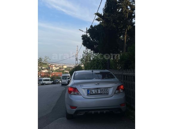 Sahibinden Hyundai Accent Blue 1.6 CRDI Mode Plus 2014 Model 