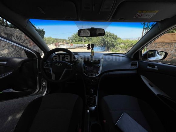 Sahibinden Hyundai Accent Blue 1.6 CRDI Mode Plus 2014 Model 