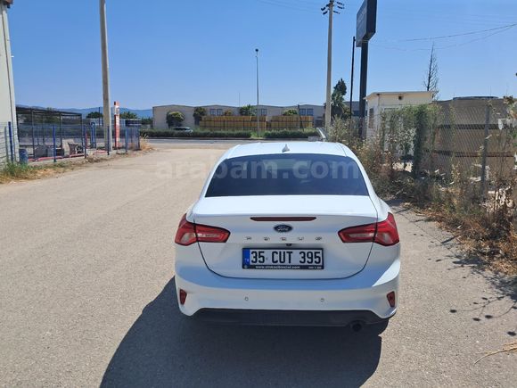Sahibinden Ford Focus 1.5 EcoBlue Titanium X 2023 Model