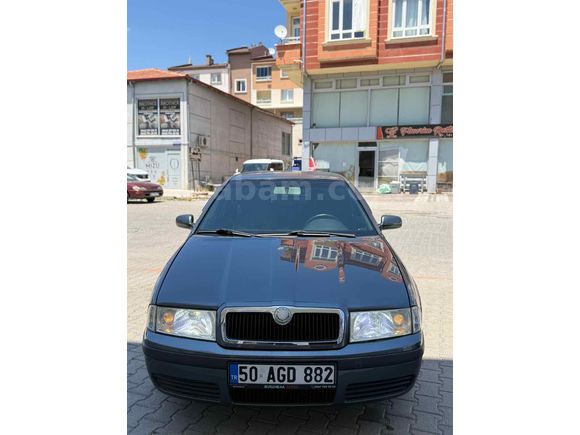 Sahibinden Skoda Octavia 1.6 Ambiente 2005 Model 