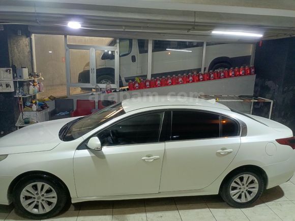 Sahibinden Renault Latitude 1.5 dCi Expression 2012 Model Konya 240.000 km Beyaz