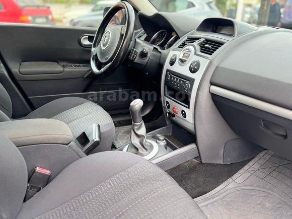 Sahibinden Renault Megane 1.6 Exception 2010 Model