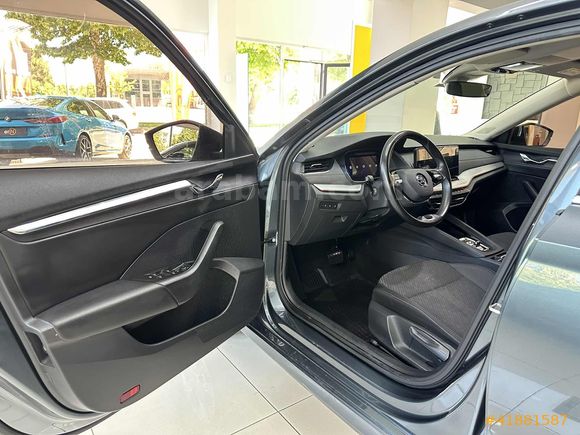ERİN 2.EL PLAZA HATASIZ SKODA OCTAVİA 1.0 E-TEC PREMİUM