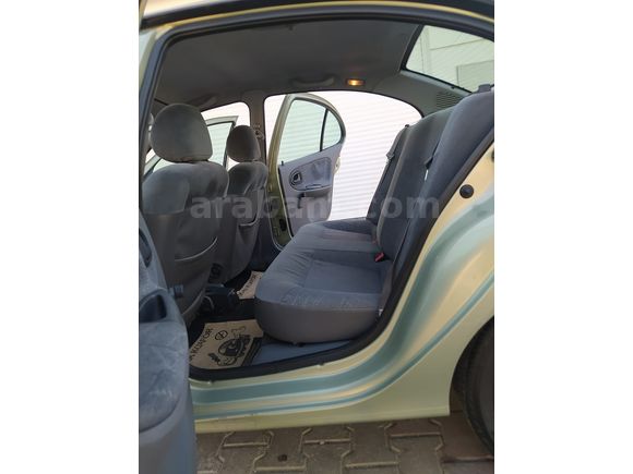 Sahibinden klimalı Renault Megane 1.9 DTi RTE 2000 Model 