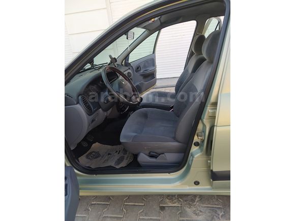 Sahibinden klimalı Renault Megane 1.9 DTi RTE 2000 Model 