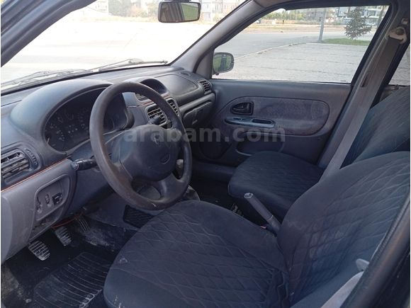 Renault Clio 1.6 Rxt Hatcback 280.000 KM