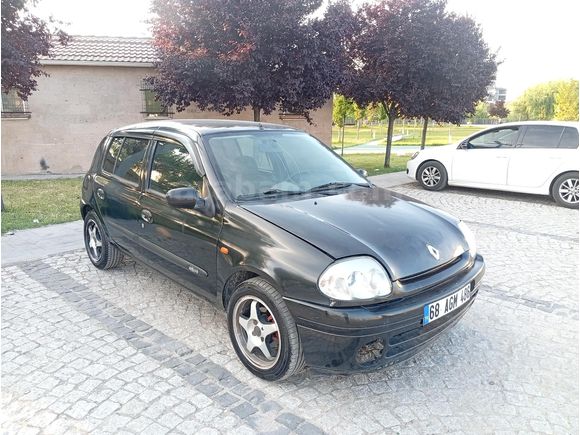 Renault Clio 1.6 Rxt Hatcback 280.000 KM