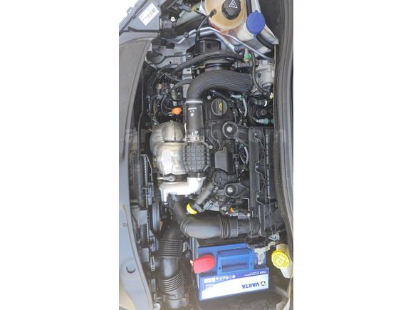 2. Sahibinden peugeot 208
