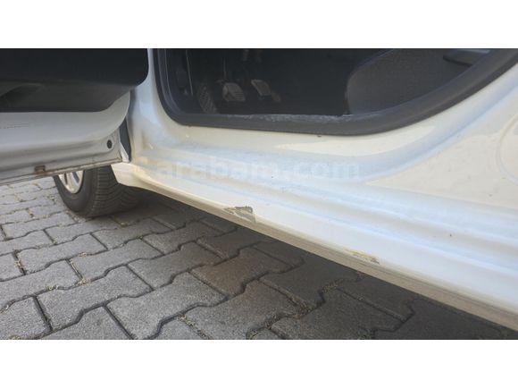 2. Sahibinden peugeot 208