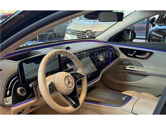 2025 E 220 D exclusive 4 Matic headup /arka aks