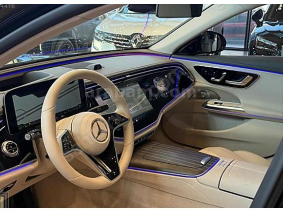 2025 E 220 D exclusive 4 Matic headup /arka aks