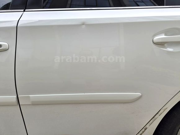 Sahibinden Hasarsız Toyota Auris 1.4 D-4D Active Skypack 2013 Model 