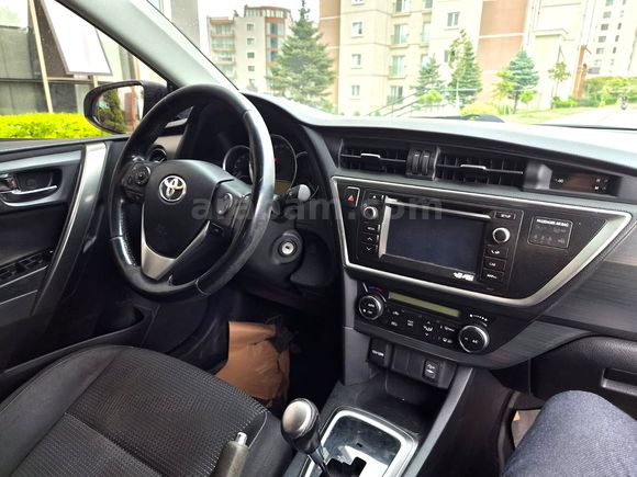 Sahibinden Hasarsız Toyota Auris 1.4 D-4D Active Skypack 2013 Model 