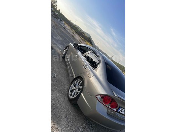 ACİLL Honda Civic 1.6i VTEC Elegance 2007 Model 