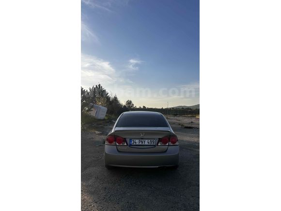 ACİLL Honda Civic 1.6i VTEC Elegance 2007 Model 