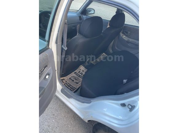 Sahibinden Hyundai Accent 1.5 GLS 2000 Model
