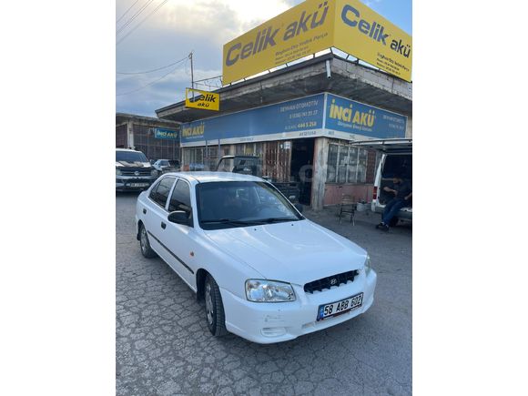 Sahibinden Hyundai Accent 1.5 GLS 2000 Model