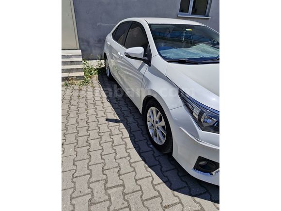 Memurdan Çok Temiz Toyota Corolla 1.4 D-4D Advance 