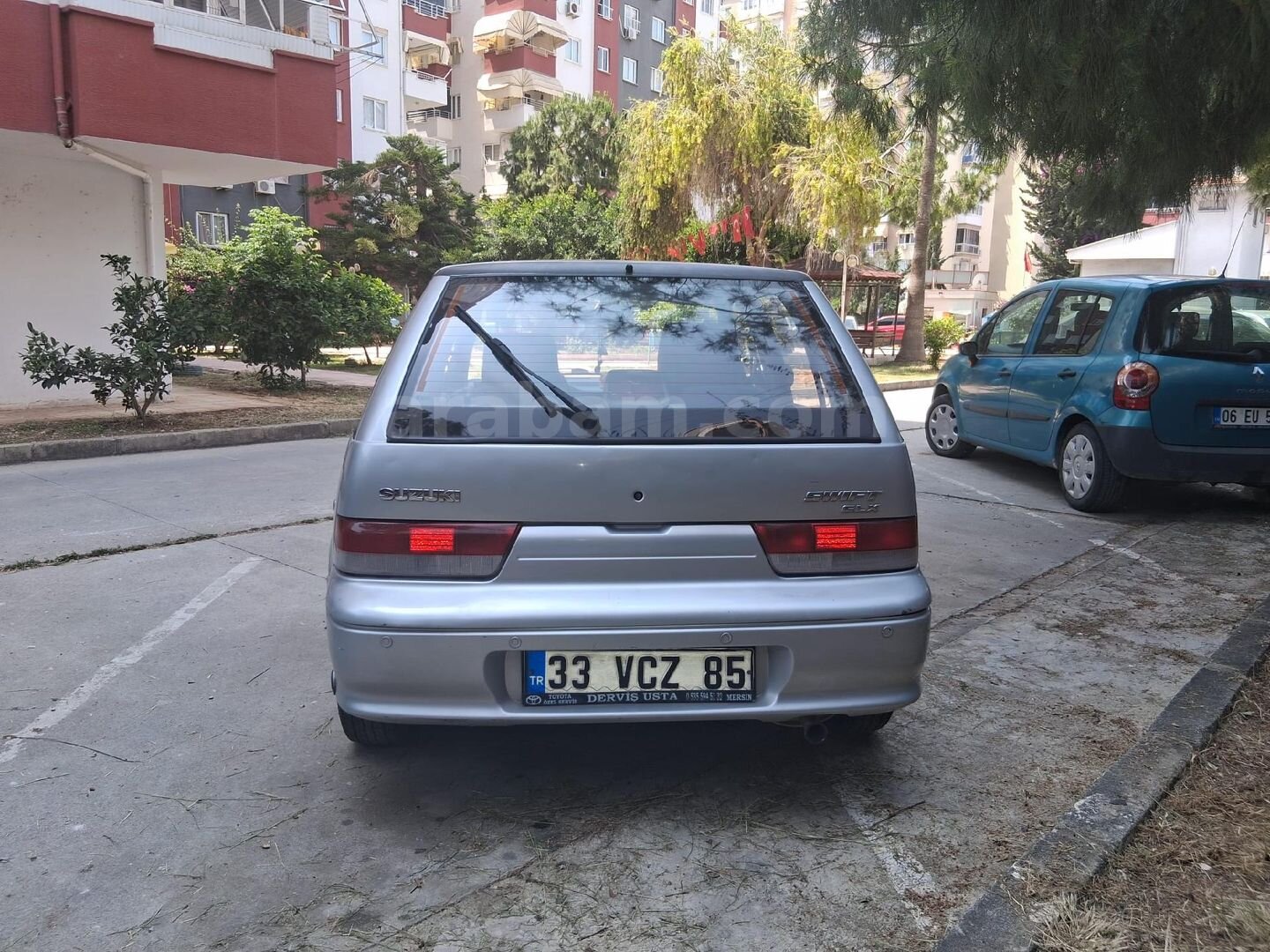 Sahibinden Suzuki Swift 1.3 GLX 2001 Model Mersin 90.000 km Gri 4