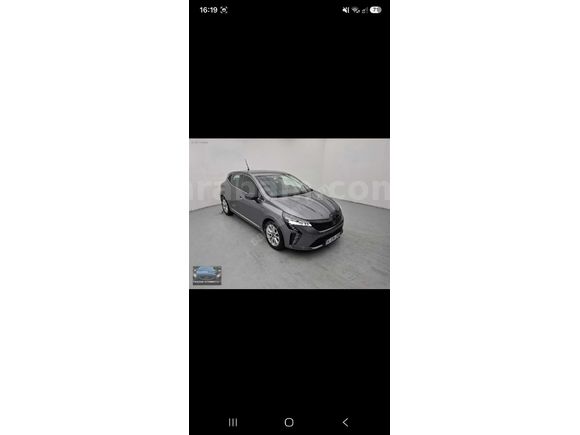 Galeriden Renault Clio 1.0 TCe Evolution 2024 Model İstanbul 70.000 km Füme
