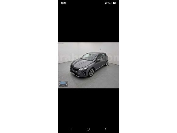 Galeriden Renault Clio 1.0 TCe Evolution 2024 Model İstanbul 70.000 km Füme