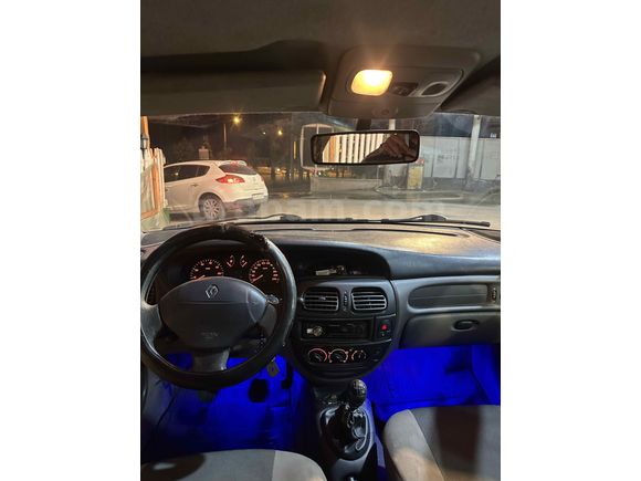 Sahibinden Renault Megane 1.4 RTA 2001 Model 