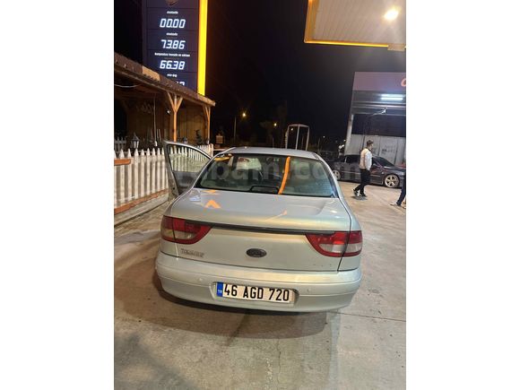 Sahibinden Renault Megane 1.4 RTA 2001 Model 