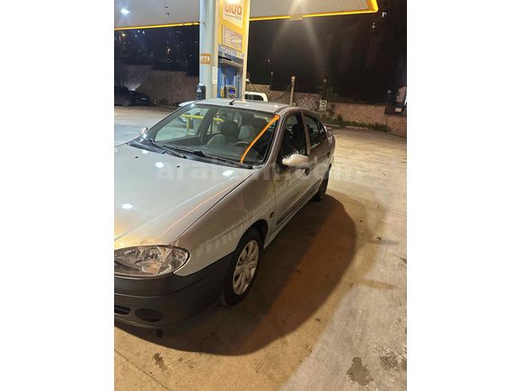 Sahibinden Renault Megane 1.4 RTA 2001 Model 