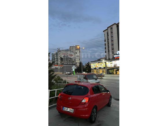  Opel Corsa 1.4 Active 2013  Güneş Yanıksız