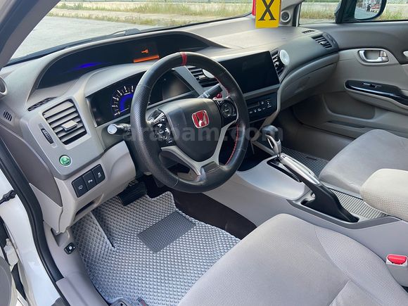 Sahibinden Honda Civic 1.6i VTEC Eco Elegance 2012 Model 