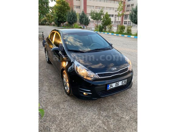 Sahibinden Kia Rio 1.4 CRDi Concept 2015 Model