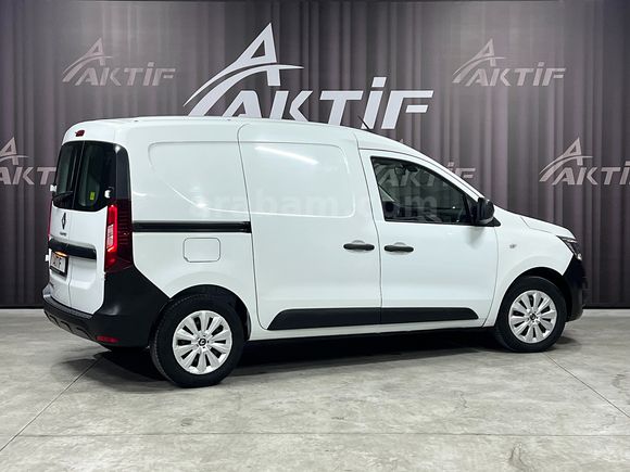 AKTİF den 2022 RENAULT EXPRESS PANELVAN 1.5DCI JOY KLİMA BAKIMLI