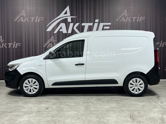 AKTİF den 2022 RENAULT EXPRESS PANELVAN 1.5DCI JOY KLİMA BAKIMLI