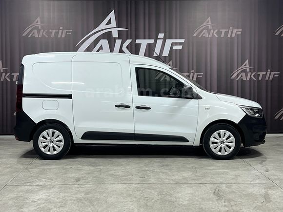 AKTİF den 2022 RENAULT EXPRESS PANELVAN 1.5DCI JOY KLİMA BAKIMLI