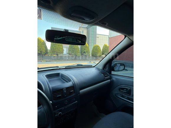 Galeriden Renault Clio 1.2 Authentique 2005 Model Balıkesir