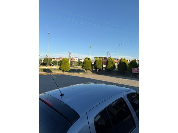 Galeriden Renault Clio 1.2 Authentique 2005 Model Balıkesir