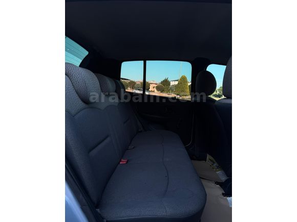 Galeriden Renault Clio 1.2 Authentique 2005 Model Balıkesir