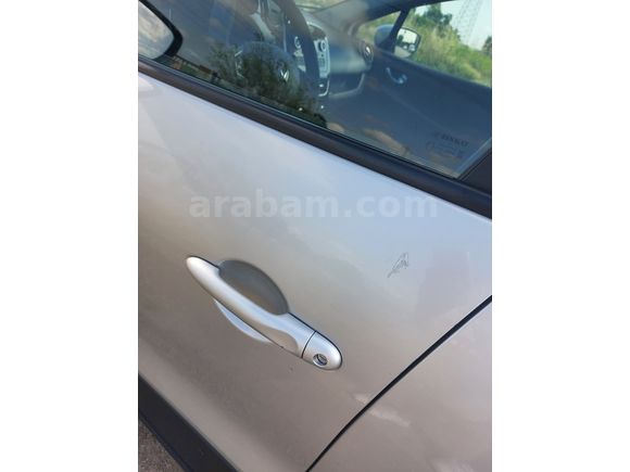 Sahibinden Renault Clio 0.9 TCe Joy 2019 Model 