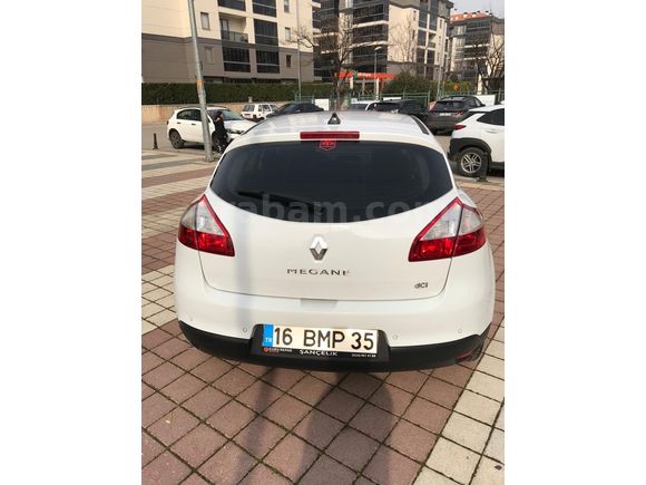 DÜŞÜK KM TEMIZ AILE ARACl