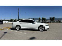 Sahibinden Volkswagen Passat 1.6 TDi BlueMotion Comfortline 2017 Model  185.000 km Beyaz