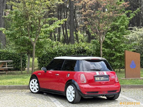 SM25 MOTOR'S DAN 2005 MODEL MİNİ COOPER