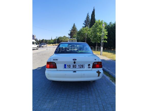 Sahibinden Ford Escort 1.6 CLX 2000 Model