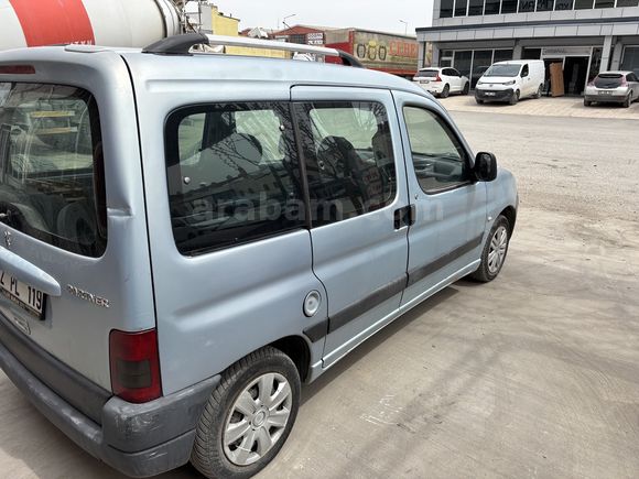Sahibinden Peugeot Partner 1.9 D 2004 Model 