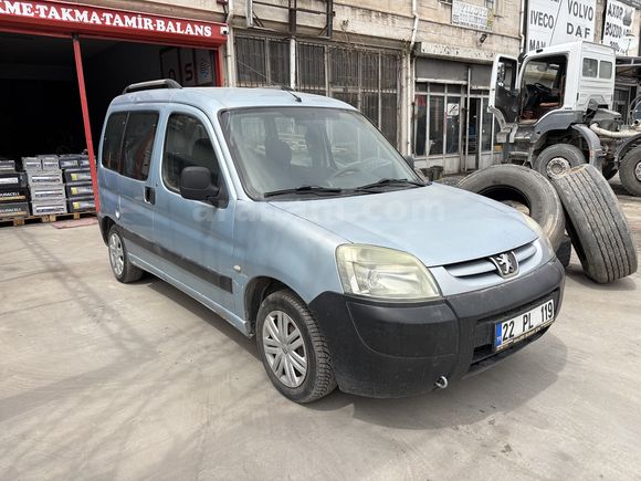 Sahibinden Peugeot Partner 1.9 D 2004 Model 
