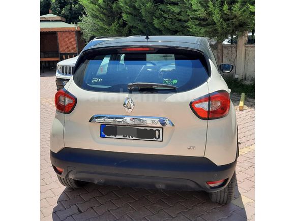 Sahibinden Renault Captur 1.5 dCi Icon 2015 Model  155.000 km Bej